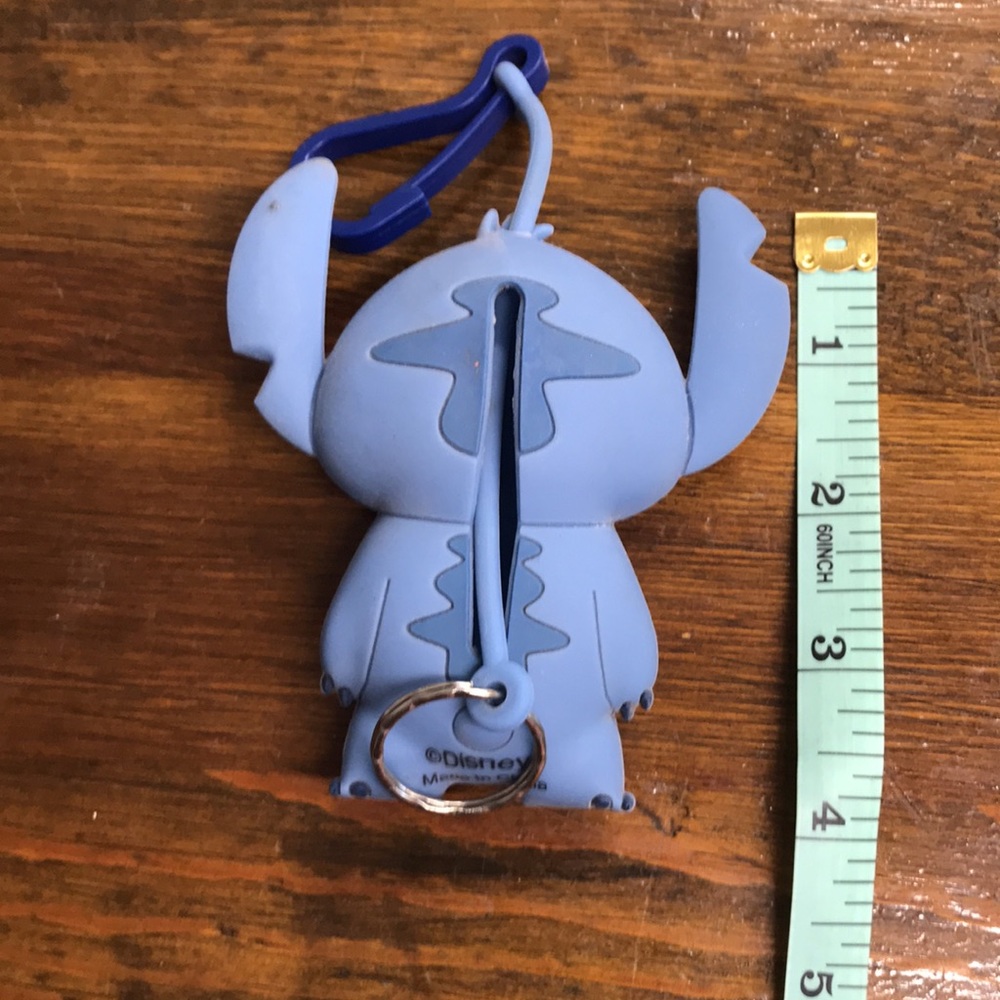 NWOT Disney Soft Vinyl Stitch Keyring - Picture 5 of 6